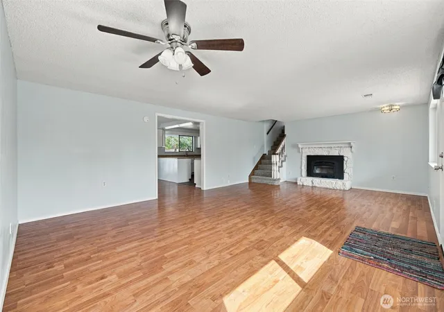 Photo 4 of Single family home for sale at 8419 Washington Blvd SW, Lakewood, WA 98498 | MLS# NWM2577692 | Listing updated on 2026-09-27