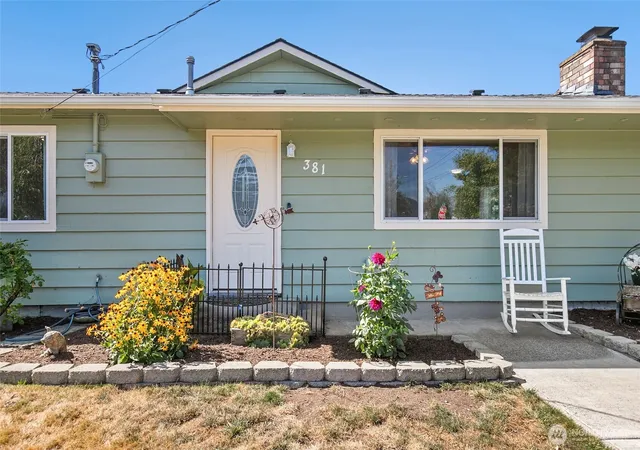 Photo 2 of Single family home for sale at 381 N Cascade St, Buckley, WA 98321 | MLS# NWM2577694 | Listing updated on 2026-09-28
