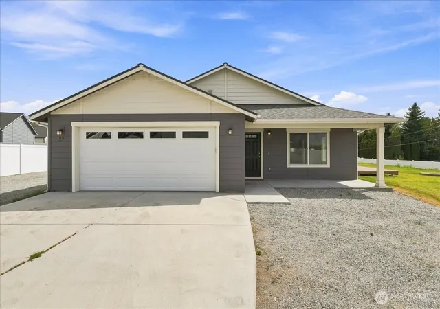 Photo 1 of Single family home for sale at 27 Jonagold Ln, Manson, WA 98831 | MLS# NWM2577703 | Listing updated on 2026-10-01