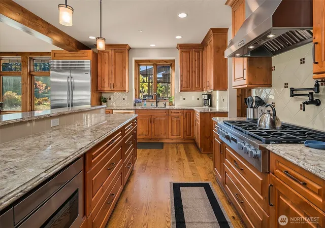 Photo 4 of Single family home for sale at 390 Tipple Hl Loop, Cle Elum, WA 98922 | MLS# NWM2577709 | Listing updated on 2026-09-30