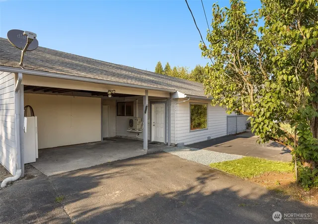 Photo 3 of Single family home for sale at 35431 Sultan Startup Rd, Sultan, WA 98294 | MLS# NWM2577712 | Listing updated on 2026-09-24
