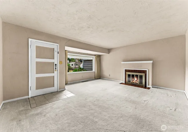 Photo 3 of Single family home for sale at 10454 2nd Avenue S, Seattle, WA 98168 | MLS# NWM2577720 | Listing updated on 2026-09-26