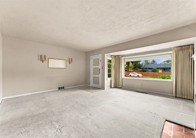 Photo 3 of Single family home for sale at 10454 2nd Avenue S, Seattle, WA 98168 | MLS# NWM2577720 | Listing updated on 2026-09-26