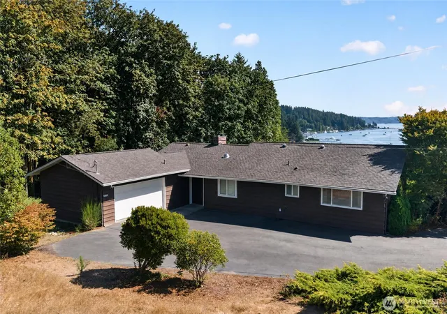Photo 2 of Sale Pending at 9309 Peacock Hl Ave, Gig Harbor, WA 98332 | MLS# NWM2577743 | Listing updated on 2026-09-26
