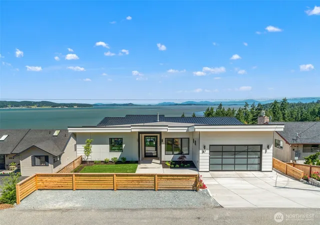 Photo 3 of Single family home for sale at 47 Conley Dr, Camano Island, WA 98282 | MLS# NWM2577748 | Listing updated on 2026-09-25