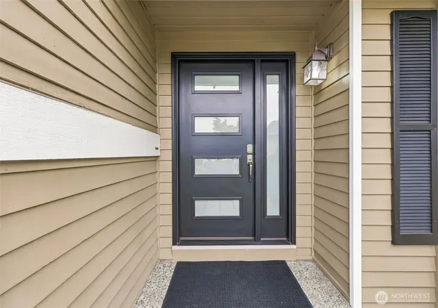 Photo 3 of Single family home for sale at 29608 3rd Avenue S, Federal Way, WA 98003 | MLS# NWM2577758 | Listing updated on 2026-10-01