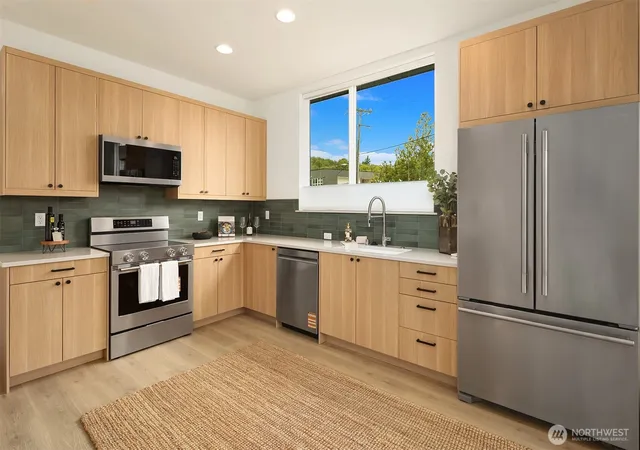 Photo 4 of Single family home for sale at 4100 30th Avenue S, Seattle, WA 98108 | MLS# NWM2577759 | Listing updated on 2026-10-01