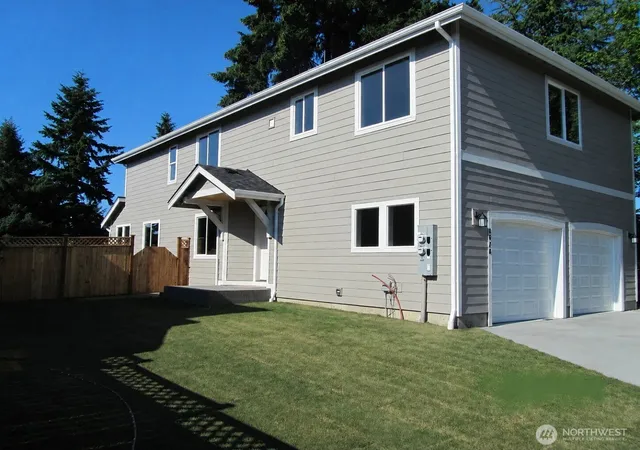 Photo 2 of Multi family home for sale at 6628 Bailey St Se, Lacey, WA 98513 | MLS# NWM2577769 | Listing updated on 2026-10-03