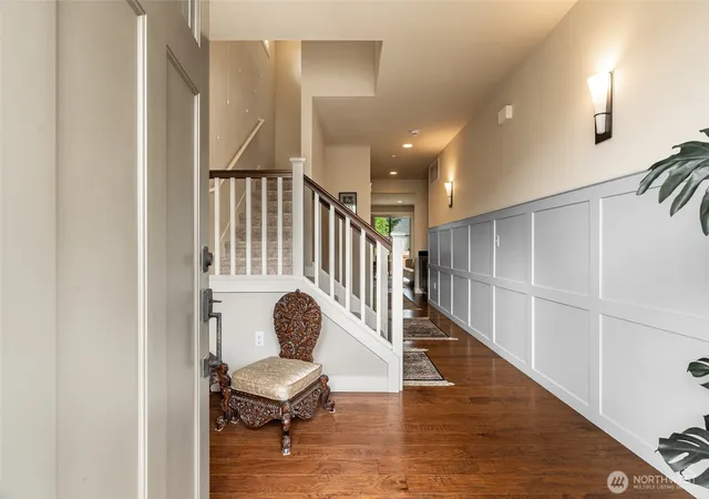 Photo 4 of Townhouse for sale at 2405 196th Place SE, Bothell, WA 98012 | MLS# NWM2577771 | Listing updated on 2026-10-02