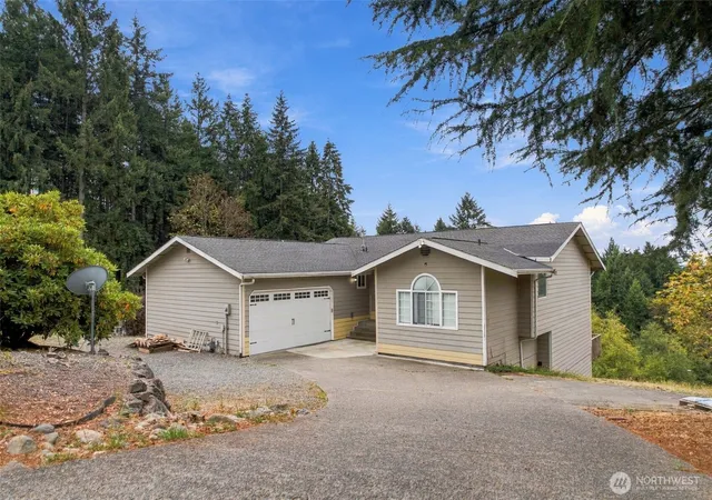 Photo 1 of Single family home for sale at 16408 39th Street Ct E, Lake Tapps, WA 98391 | MLS# NWM2577772 | Listing updated on 2026-09-30