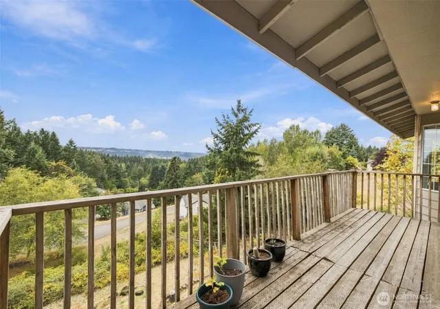 Photo 3 of Single family home for sale at 16408 39th Street Ct E, Lake Tapps, WA 98391 | MLS# NWM2577772 | Listing updated on 2026-09-30