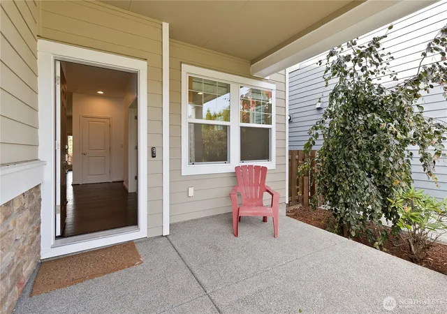 Photo 2 of Single family home for sale at 27435 209th Court Se, Maple Valley, WA 98038 | MLS# NWM2577774 | Listing updated on 2026-10-01