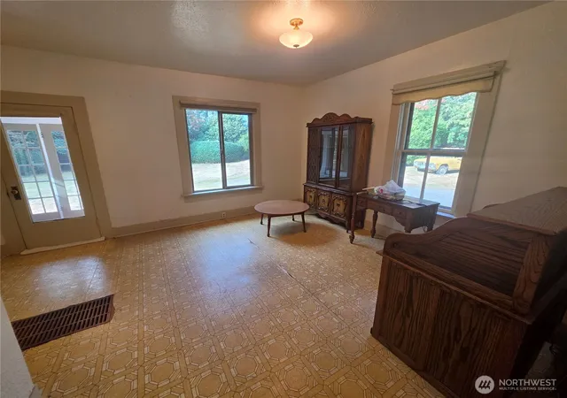 Photo 2 of Single family home for sale at 4996 Northwest, Bellingham, WA 98226 | MLS# NWM2577794 | Listing updated on 2026-09-28