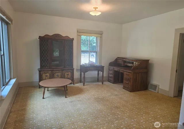 Photo 3 of Single family home for sale at 4996 Northwest, Bellingham, WA 98226 | MLS# NWM2577794 | Listing updated on 2026-09-28