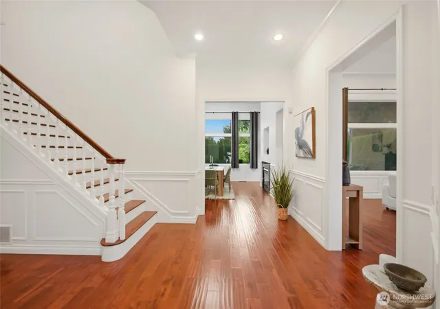 Photo 3 of Mansion for sale at 834 84th Avenue Ne, Medina, WA 98039 | MLS# NWM2577840 | Listing updated on 2026-10-02