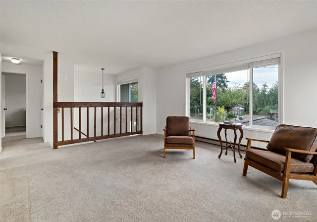 Photo 4 of Single family home for sale at 809 NE Perkins St, Coupeville, WA 98239 | MLS# NWM2577871 | Listing updated on 2026-09-24
