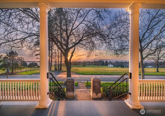 Photo 1 of Mansion for sale at 4200 Washington Ave W, Seattle, WA 98199 | MLS# NWM2577895 | Listing updated on 2026-09-30
