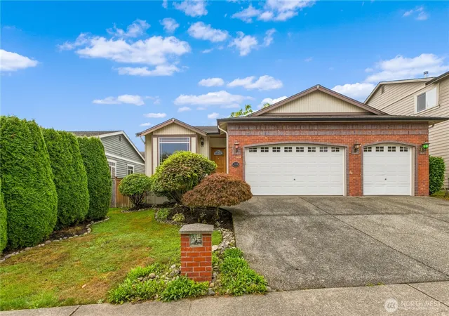 Photo 2 of Single family home for sale at 5120 115th Street Se, Everett, WA 98208 | MLS# NWM2577937 | Listing updated on 2026-10-02