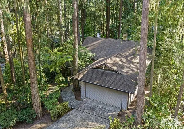 Photo 1 of Single family home for sale at 12929 Ne 25th Place, Bellevue, WA 98005 | MLS# NWM2577949 | Listing updated on 2026-09-19