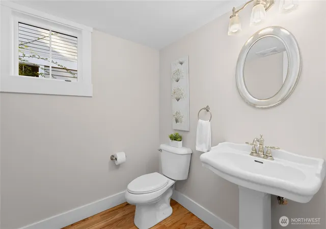 Photo 4 of Sale Pending at 2743 NE 103rd Street, Seattle, WA 98125 | MLS# NWM2577956 | Listing updated on 2026-09-25