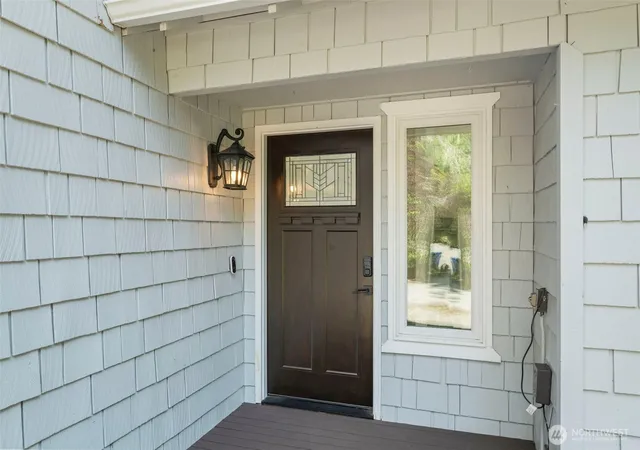 Photo 3 of Sale Pending at 4710 229th Place Ne, Redmond, WA 98053 | MLS# NWM2577981 | Listing updated on 2026-09-28