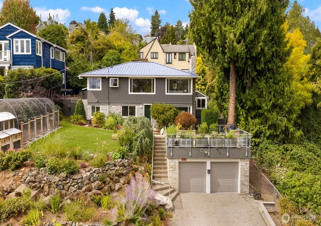 Photo 1 of Single family home for sale at 1309 35th Avenue S, Seattle, WA 98144 | MLS# NWM2577983 | Listing updated on 2026-09-30