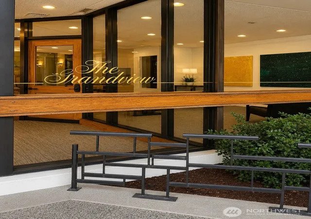 Photo 3 of Condo for sale at 2201 3rd Avenue #2504, Seattle, WA 98121 | MLS# NWM2577990 | Listing updated on 2026-10-14