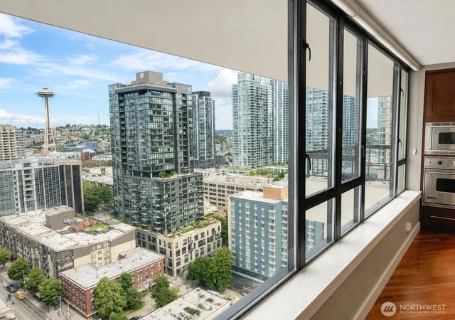 Condo for sale at 2201 3rd Avenue #2504, Seattle, WA 98121 | MLS# NWM2577990