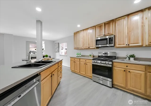 Photo 3 of Sale Pending at 29725 130th Way SE, Auburn, WA 98092 | MLS# NWM2577991 | Listing updated on 2026-10-01