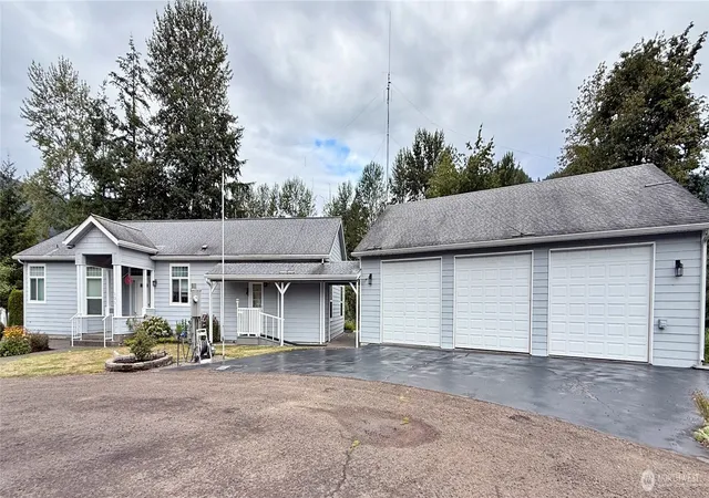 Photo 1 of Manufactured home for sale at 135 River Way, Morton, WA 98356 | MLS# NWM2577995 | Listing updated on 2026-09-20