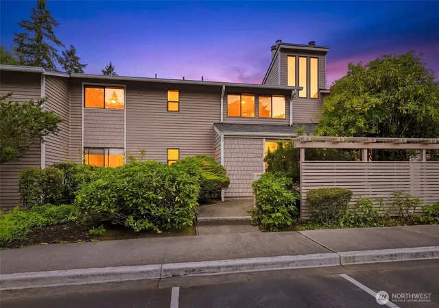 Condo for sale at 9927 NE 144th Lane #804, Kirkland, WA 98034 | MLS# NWM2577997
