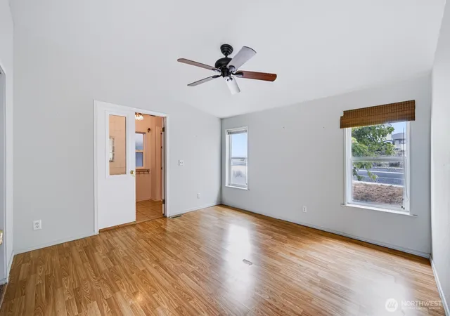 Photo 3 of Sale Pending at 34 N Ginkgo St, Soap Lake, WA 98851 | MLS# NWM2578000 | Listing updated on 2026-10-26
