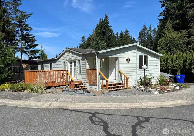Photo 1 of Manufactured home for sale at 5810 Fleming St #96, Everett, WA 98203 | MLS# NWM2578001 | Listing updated on 2026-09-21