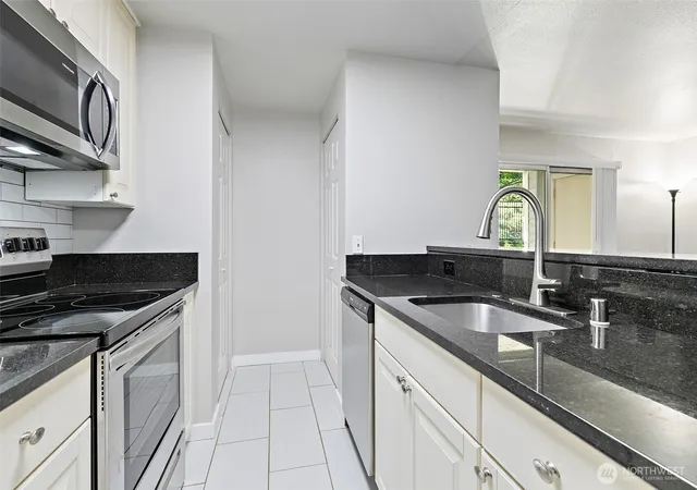 Photo 4 of Condo for sale at 7453 Newcastle Golf Clb Rd #M103, Newcastle, WA 98059 | MLS# NWM2578062 | Listing updated on 2026-09-30