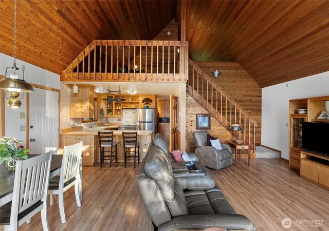 Photo 4 of Single family home for sale at 61 E Twanoh Tides Dr, Belfair, WA 98528 | MLS# NWM2578088 | Listing updated on 2026-09-26