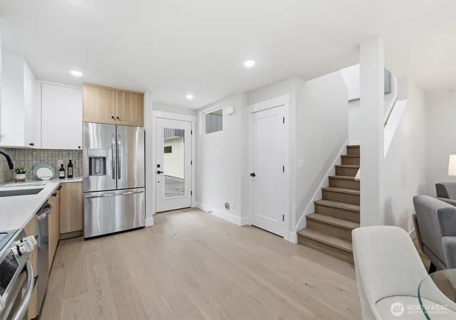 Photo 4 of Single family home for sale at 1409 29th Avenue, Seattle, WA 98122 | MLS# NWM2578104 | Listing updated on 2026-10-01