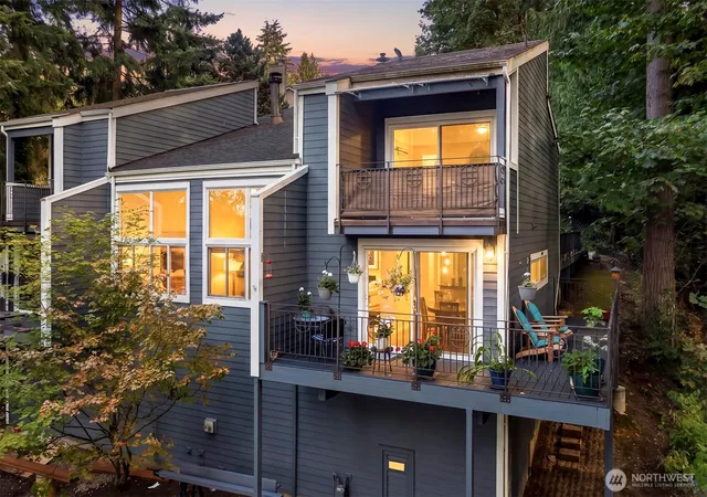 Photo 1 of Townhouse for sale at 4257 155th Place Se, Bellevue, WA 98006 | MLS# NWM2578119 | Listing updated on 2026-09-29