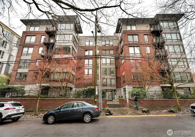 Photo 2 of Condo for sale at 4547 8th Avenue Ne #508, Seattle, WA 98105 | MLS# NWM2578144 | Listing updated on 2026-10-02