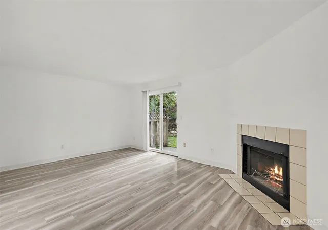 Photo 4 of Sale Pending at 402 4th Street SE, Auburn, WA 98002 | MLS# NWM2578155 | Listing updated on 2026-09-14