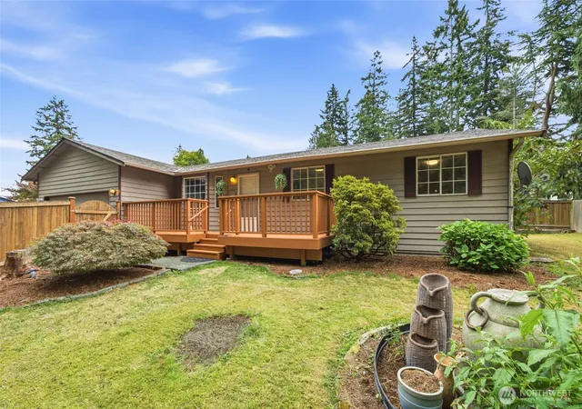 Photo 1 of Single family home for sale at 104 Barbara Ln, Everett, WA 98203 | MLS# NWM2578160 | Listing updated on 2026-09-25