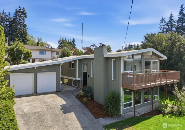 Photo 3 of Single family home for sale at 21416 99th Avenue S, Kent, WA 98031 | MLS# NWM2578162 | Listing updated on 2026-09-30
