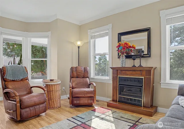 Photo 4 of Single family home for sale at 211 E Birch St, Waterville, WA 98858 | MLS# NWM2578169 | Listing updated on 2026-09-23