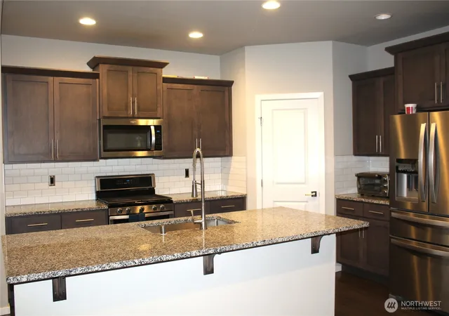 Photo 3 of Single family home for sale at 24621 96th Avenue S, Kent, WA 98030 | MLS# NWM2578176 | Listing updated on 2026-09-23