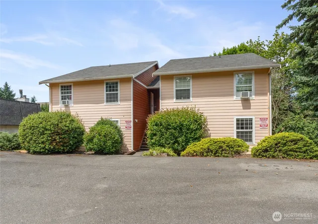 Multi family home for sale at 3909 Mason Loop Rd, Tacoma, WA 98409 | MLS# NWM2578180