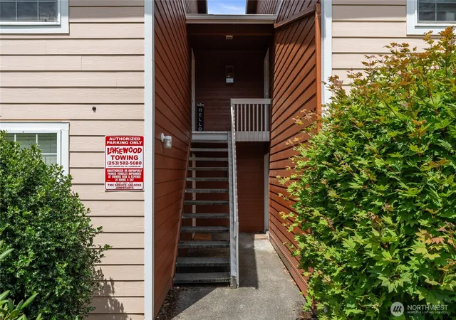 Photo 3 of Multi family home for sale at 3909 Mason Loop Rd, Tacoma, WA 98409 | MLS# NWM2578180 | Listing updated on 2026-09-25