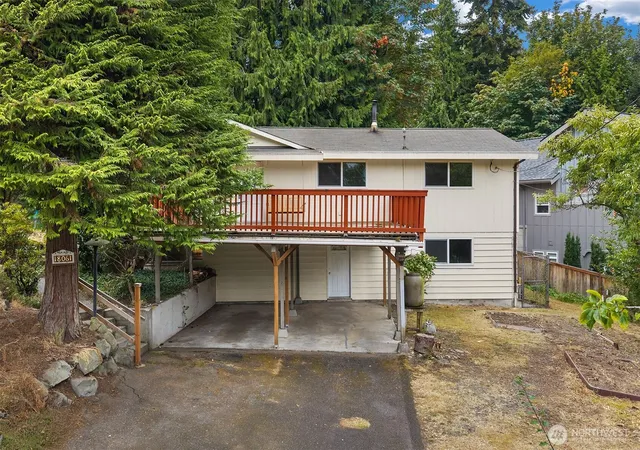 Photo 1 of Sale Pending at 18061 28th Avenue Ne, Lake Forest Park, WA 98155 | MLS# NWM2578186 | Listing updated on 2026-09-30
