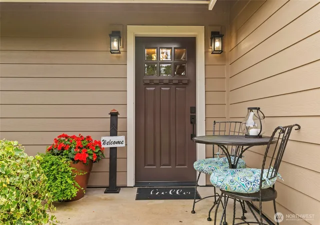 Photo 3 of Single family home for sale at 115 Steelhead Dr, Silver Creek, WA 98585 | MLS# NWM2578190 | Listing updated on 2026-09-25
