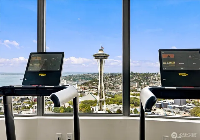 Photo 4 of Condo for sale at 2510 6th Avenue #1403, Seattle, WA 98121 | MLS# NWM2578208 | Listing updated on 2026-10-01