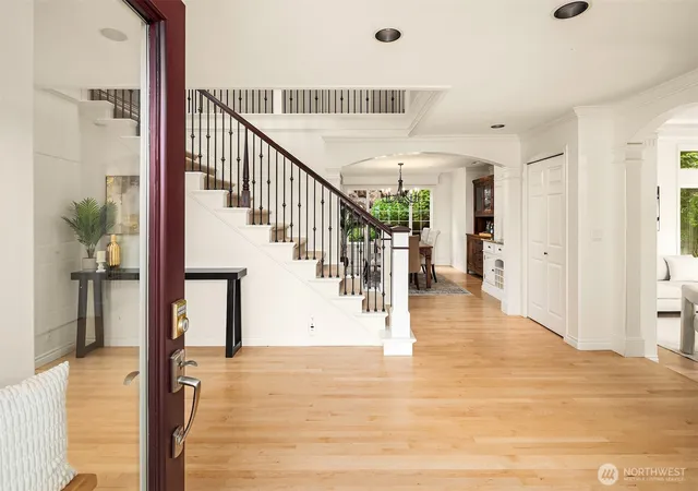 Photo 3 of Single family home for sale at 20230 Ne 18th Place, Sammamish, WA 98074 | MLS# NWM2578214 | Listing updated on 2026-10-02