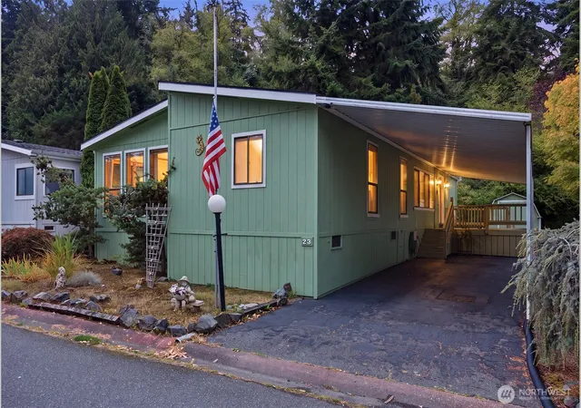 Photo 2 of Manufactured home for sale at 5810 Fleming St #23, Everett, WA 98203 | MLS# NWM2578217 | Listing updated on 2026-09-23